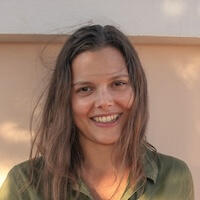 Julia Scott Julia Scott